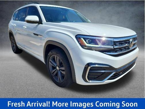 White 2021 Volkswagen Atlas 3.6L SE w/Technology