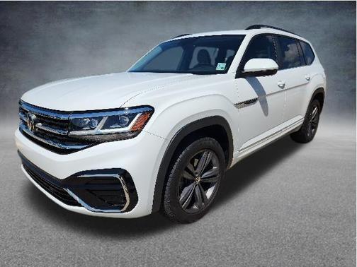 White 2021 Volkswagen Atlas 3.6L SE w/Technology