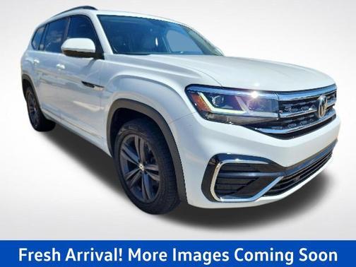 White 2021 Volkswagen Atlas 3.6L SE w/Technology