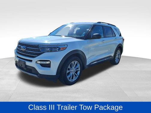 Star White Metallic Tri-Coat 2020 Ford Explorer XLT