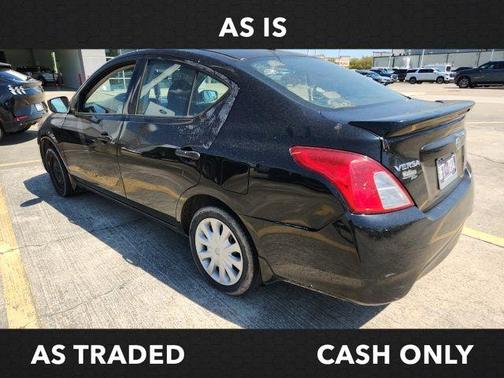 Super Black Metallic 2017 Nissan Versa 1.6 S+