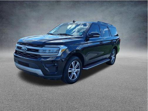 Agate Black Metallic 2023 Ford Expedition XLT