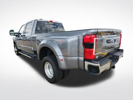 Gray Metallic 2024 Ford F-350 Lariat
