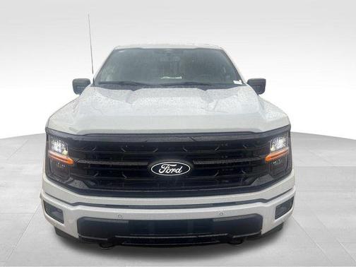 Avalanche 2026 Ford F-150 XLT