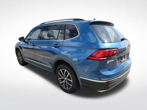 Silk Blue Metallic 2020 Volkswagen Tiguan 2.0T SE
