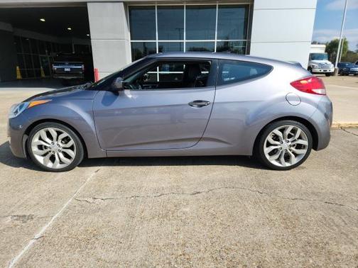 2015 Hyundai Veloster Base