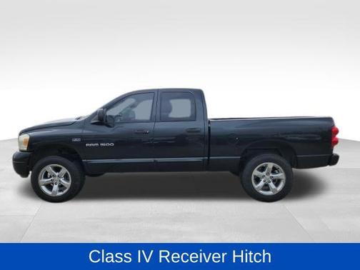 Brilliant Black Crystal Pearlcoat 2007 Dodge Ram 1500 SLT