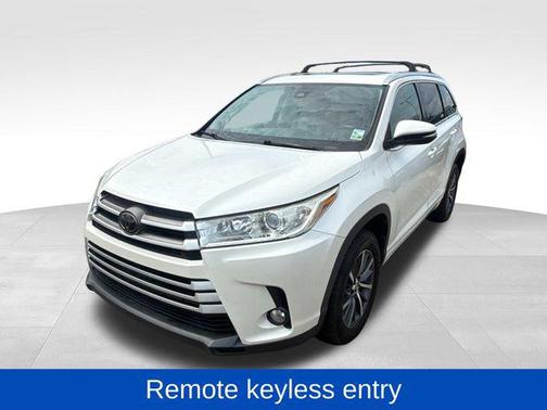Blizzard Pearl 2018 Toyota Highlander XLE