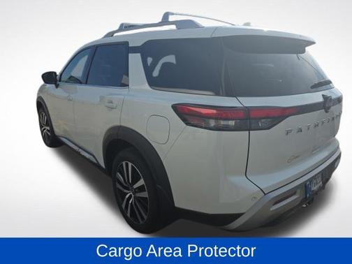 Pearl White Tricoat 2024 Nissan Pathfinder Platinum 4WD