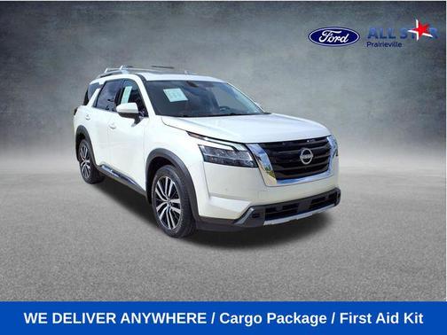 Pearl White Tricoat 2024 Nissan Pathfinder Platinum 4WD