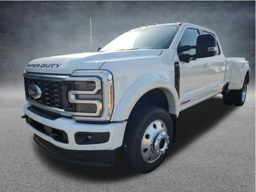 Star White Metallic Tri-Coat 2025 Ford F-450 Platinum