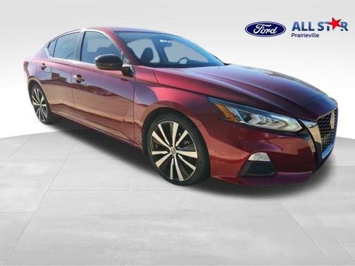 2021 Nissan Altima SR FWD