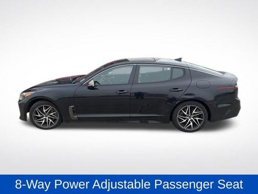 2022 Kia Stinger GT-Line