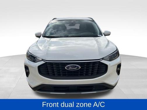 2026 Ford Escape PHEV SE