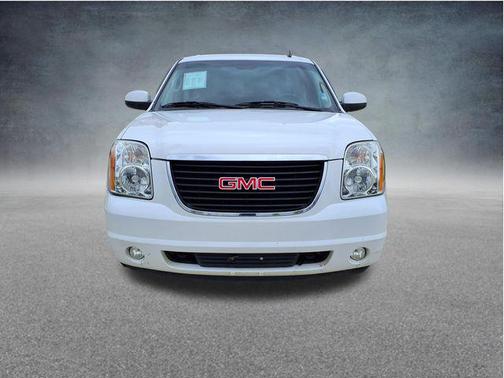Summit White 2014 GMC Yukon XL 1500 SLT