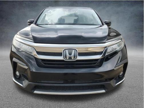 Crystal Black Pearl 2021 Honda Pilot Touring 8-Passenger