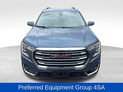 Downpour Metallic 2024 GMC Terrain SLT