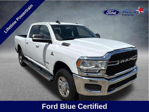Bright White Clearcoat 2022 RAM 2500 Big Horn Crew Cab 4x4 6'4' Box