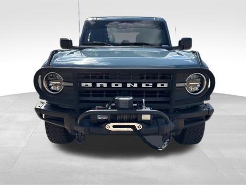 Area 51 2022 Ford Bronco Black Diamond