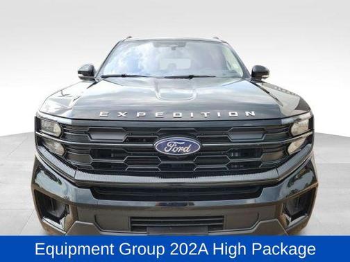 Agate Black Metallic 2025 Ford Expedition Max Active 4x4