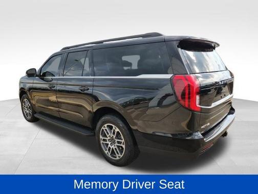 Agate Black Metallic 2025 Ford Expedition Max Active 4x4