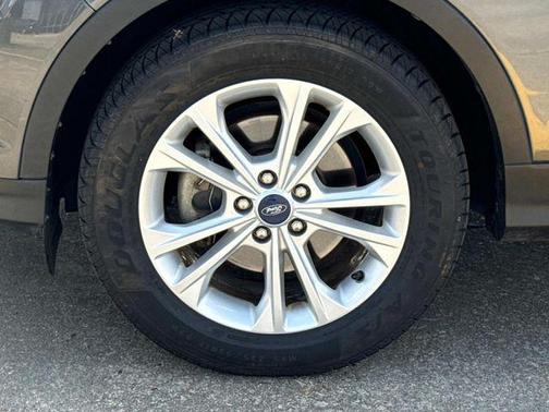 Magnetic 2018 Ford Escape S