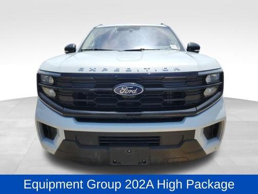 Silver Metallic 2025 Ford Expedition Max Active 4x4