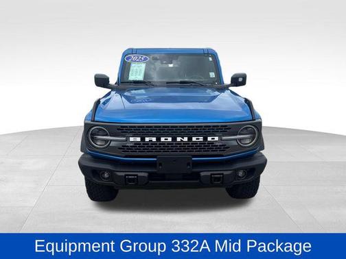Velocity Blue Metallic 2025 Ford Bronco Badlands