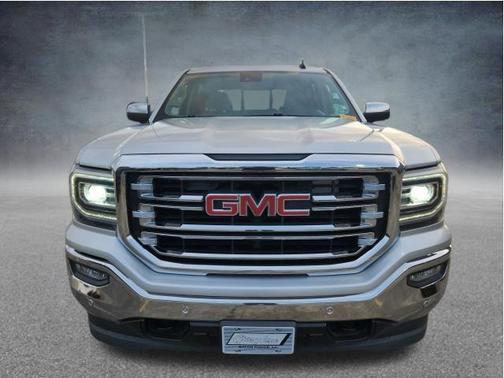 Quicksilver Metallic 2018 GMC Sierra 1500 SLT