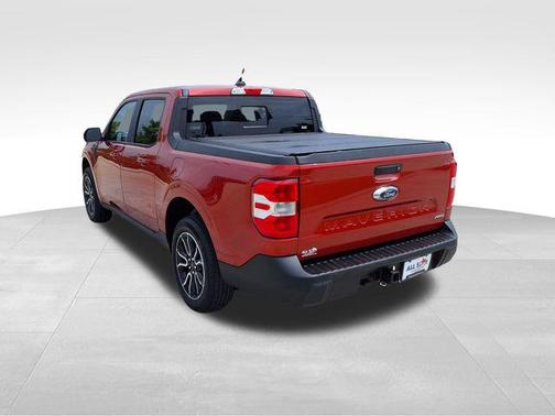 Hot Pepper Red Metallic Tinted Clearcoat 2024 Ford Maverick Lariat