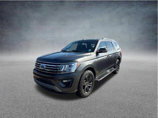 Magnetic Metallic 2019 Ford Expedition XLT
