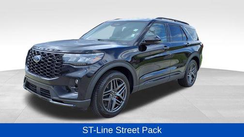 Black Metallic 2025 Ford Explorer ST-Line