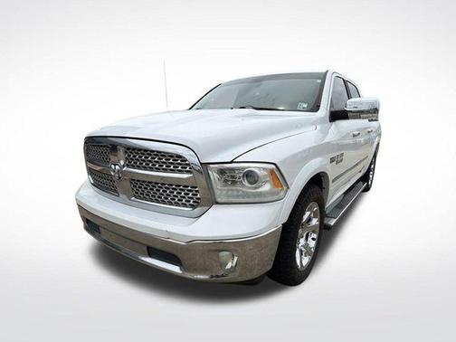 Bright White Clearcoat 2014 RAM 1500 Laramie