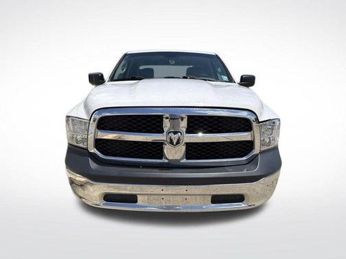 Bright White Clearcoat 2018 RAM 1500 Tradesman