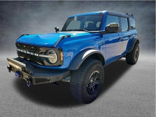 Velocity Blue Metallic 2022 Ford Bronco Wildtrak
