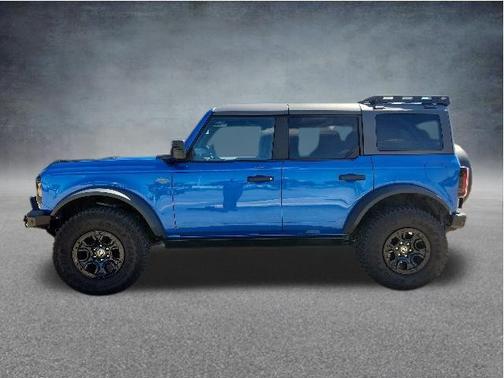 Velocity Blue Metallic 2022 Ford Bronco Wildtrak