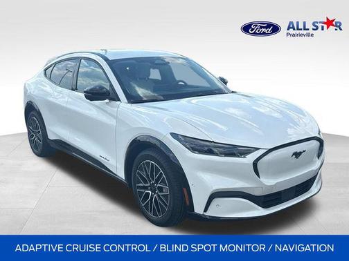 Star White Metallic Tri-Coat 2024 Ford Mustang Mach-E Premium