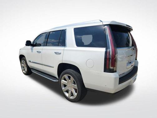 Crystal White Tricoat 2019 Cadillac Escalade Luxury