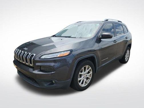 Granite Crystal Metallic Clearcoat 2016 Jeep Cherokee Latitude