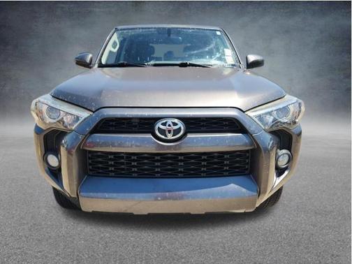 Magnetic Gray Metallic 2018 Toyota 4Runner SR5