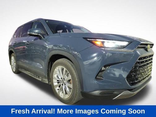 Storm Cloud 2025 Toyota Grand Highlander Platinum