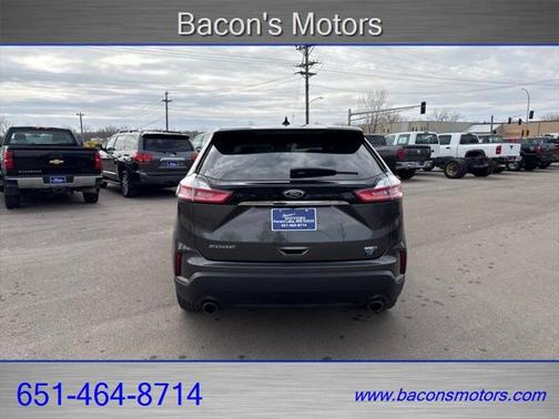 2020 Ford Edge SE