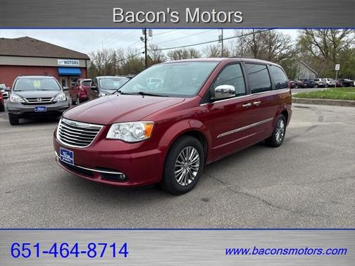 2014 Chrysler Town & Country Touring-L