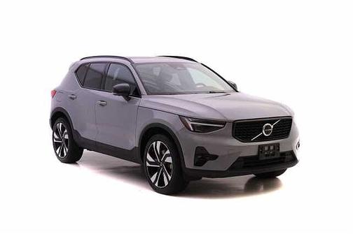 2024 Volvo XC40 Plus
