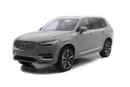2025 Volvo XC90 B5 Plus