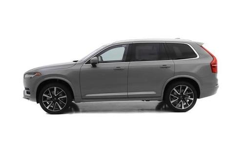 2025 Volvo XC90 B5 Plus