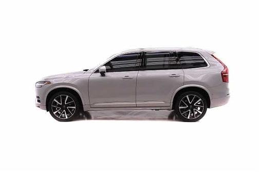 Silver Dawn 2023 Volvo XC90 Plus