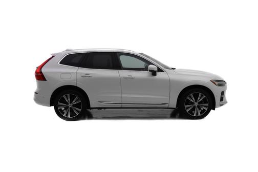 2023 Volvo XC60 B5 AWD Plus Bright