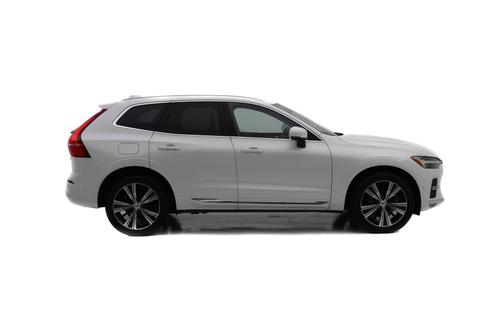 2023 Volvo XC60 B5 AWD Plus Bright