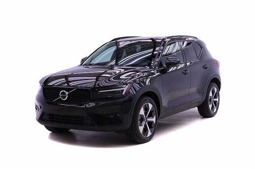 2026 Volvo XC40 Plus